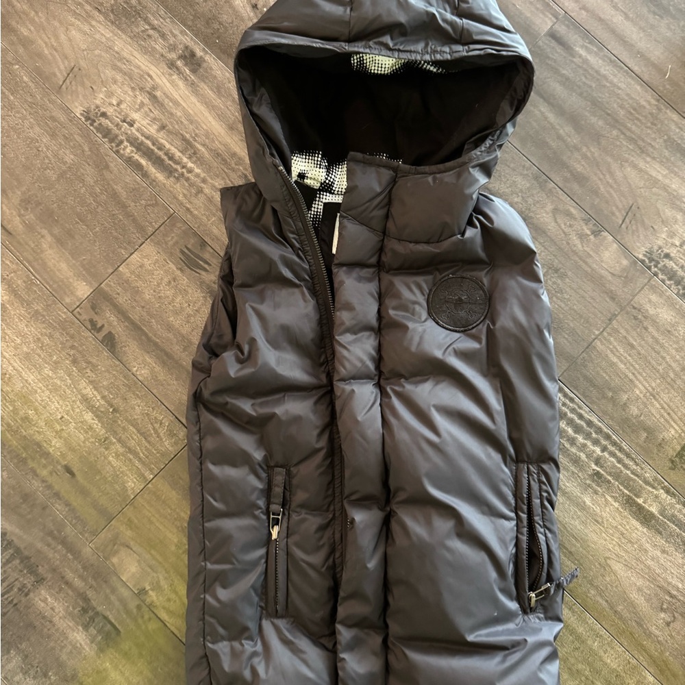 Nununu Charcoal Hooded Puffer Vest